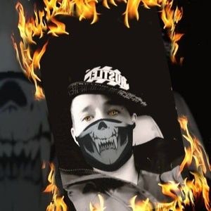 Meet your Posher, Christy